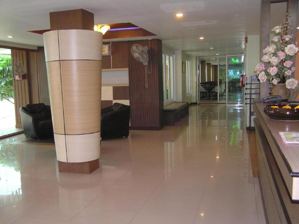 The Impress Khonkaen Hotel Khon Kaen Extérieur photo