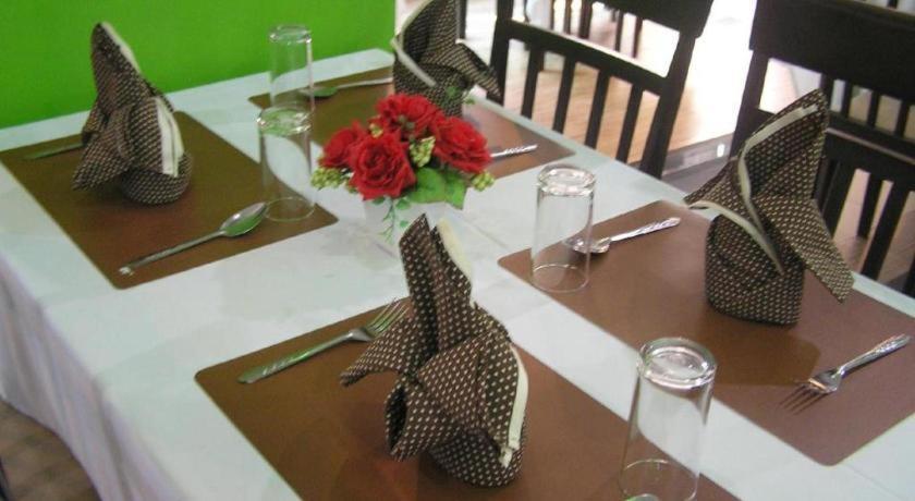 The Impress Khonkaen Hotel Khon Kaen Extérieur photo